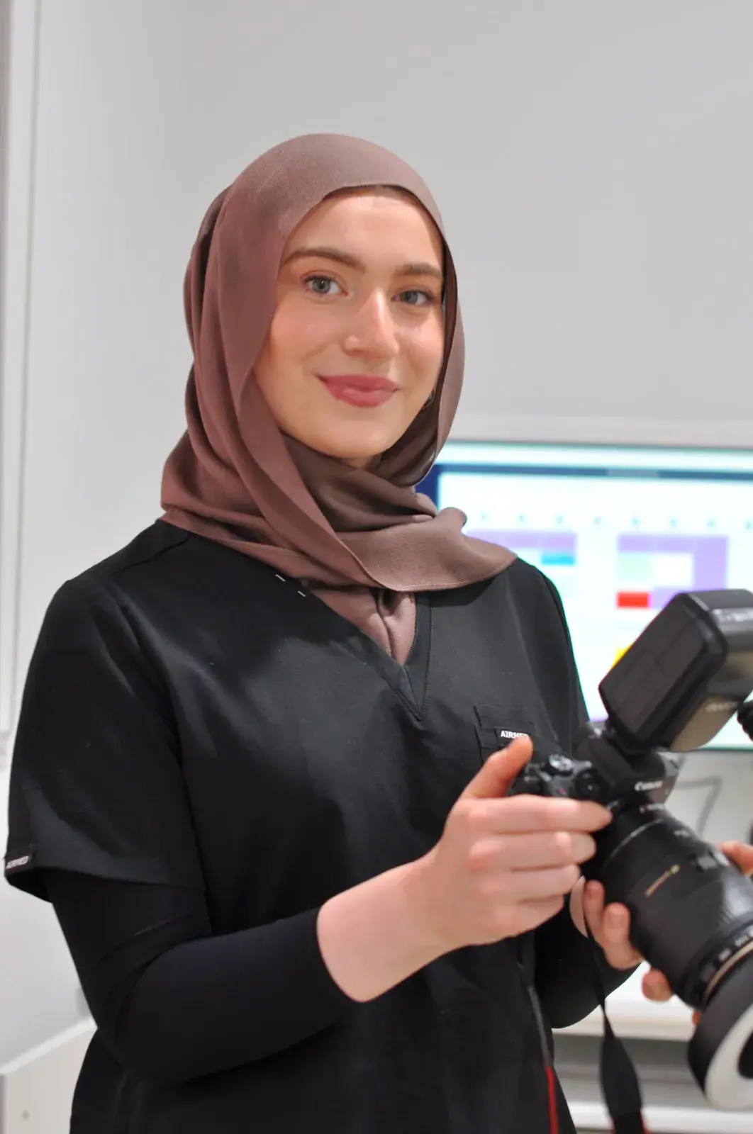 Dr Pinar Geyik, family and cosmetic dentist at Y3 Smiles Dental